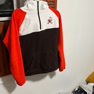 Cleveland Browns, New Era, medium quarter zip hoodie.